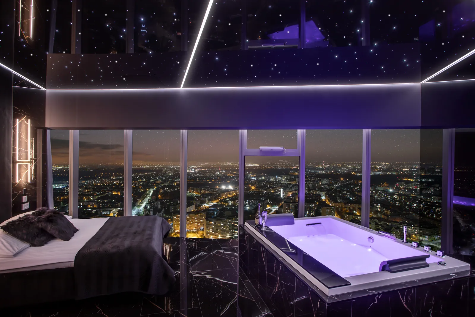 Apartament typu Deluxe z jacuzzi — zdjęcie 2