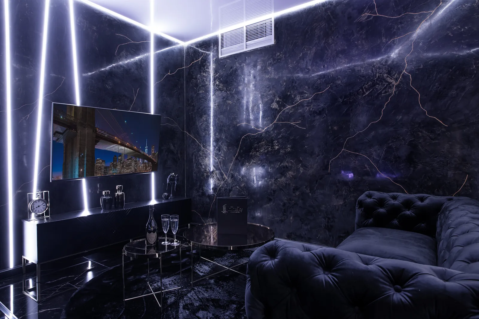 Apartament typu Deluxe z jacuzzi — zdjęcie 4