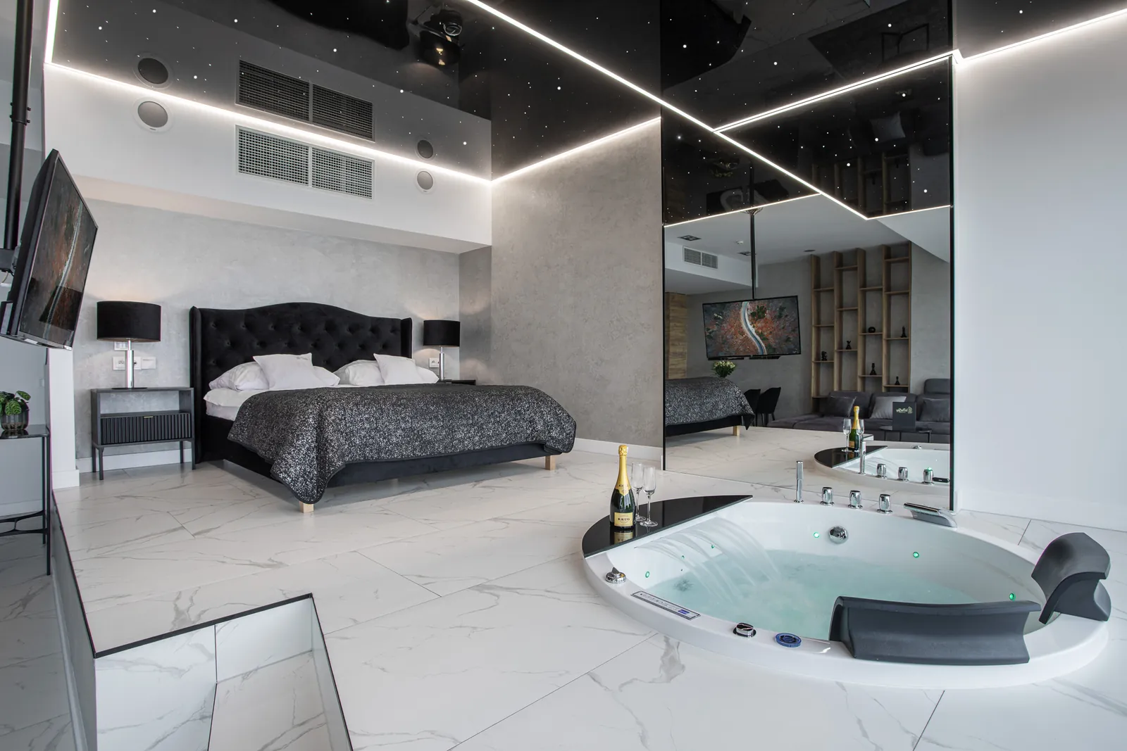 Apartament typu Deluxe z jacuzzi — zdjęcie 3