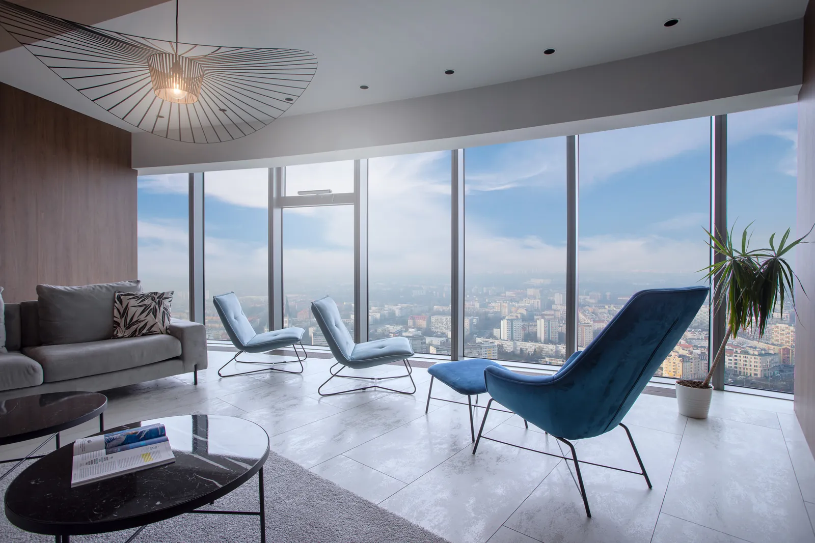 Apartament typu Deluxe z wanną przy oknie — zdjęcie 2