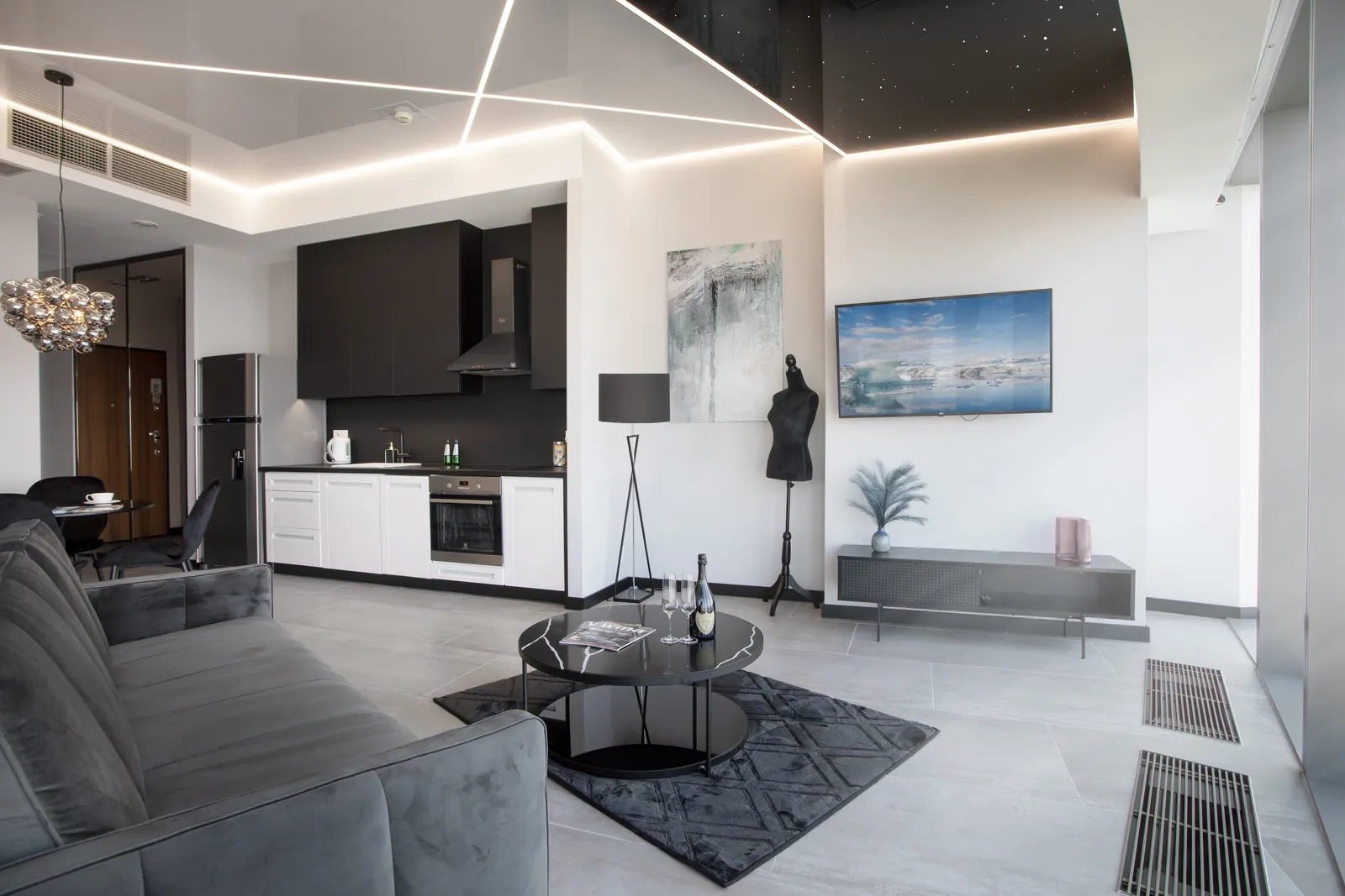 Apartament typu Executive Suite z wanną wolnostojącą — zdjęcie 5
