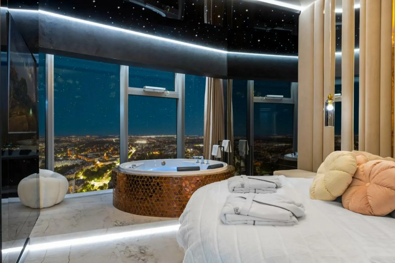 Apartament Prezydencki z jacuzzi, 39. piętro Sky Tower