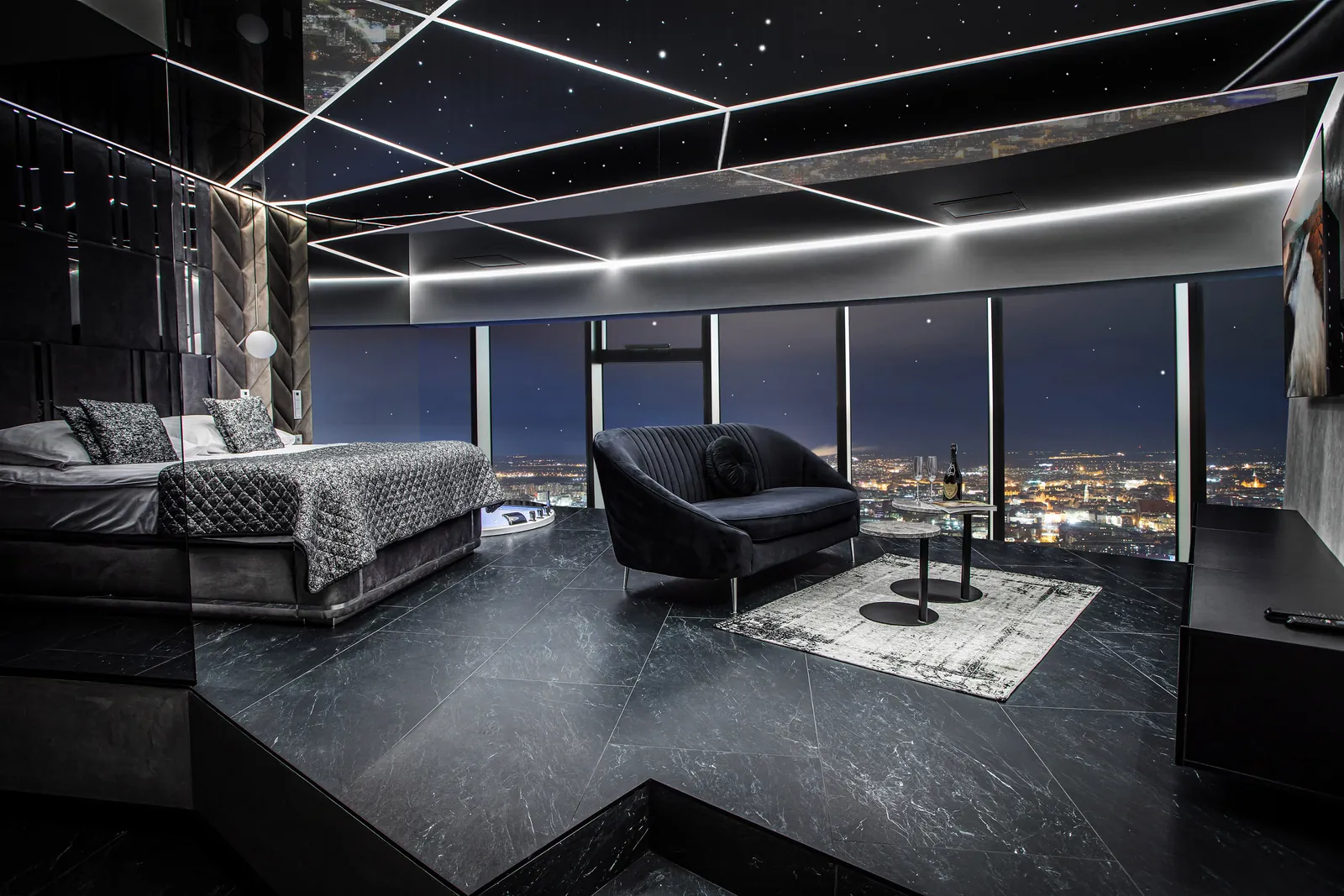 Apartament typu Deluxe z jacuzzi — zdjęcie 3