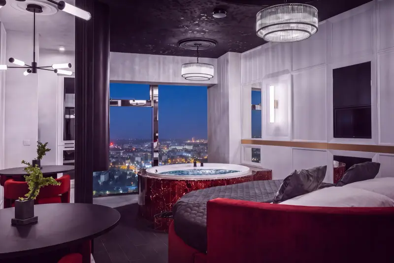 Apartament „Paris” z jacuzzi, Sky Tower Wrocław