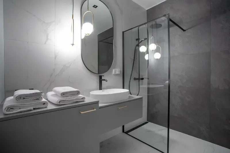 Apartament typu Superior z jacuzzi, Sky Tower Wrocław
