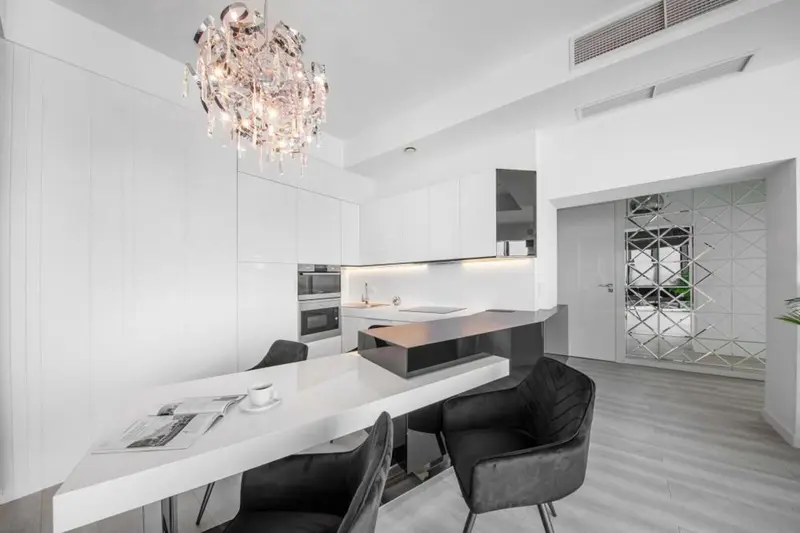 Apartament typu Luxury Suite, Sky Tower Wrocław
