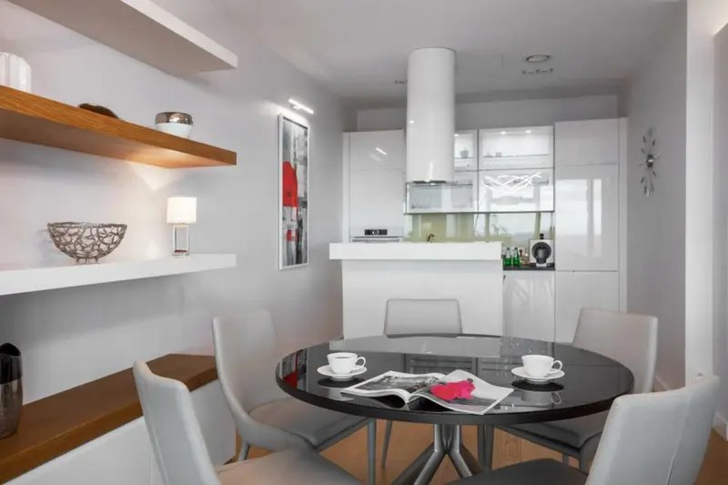 Apartament typu Luxury Suite z sauną, Sky Tower Wrocław