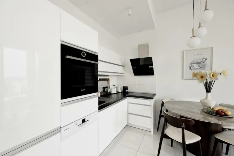 Apartament typu Classic z jedną sypialnią, Sky Tower Wrocław