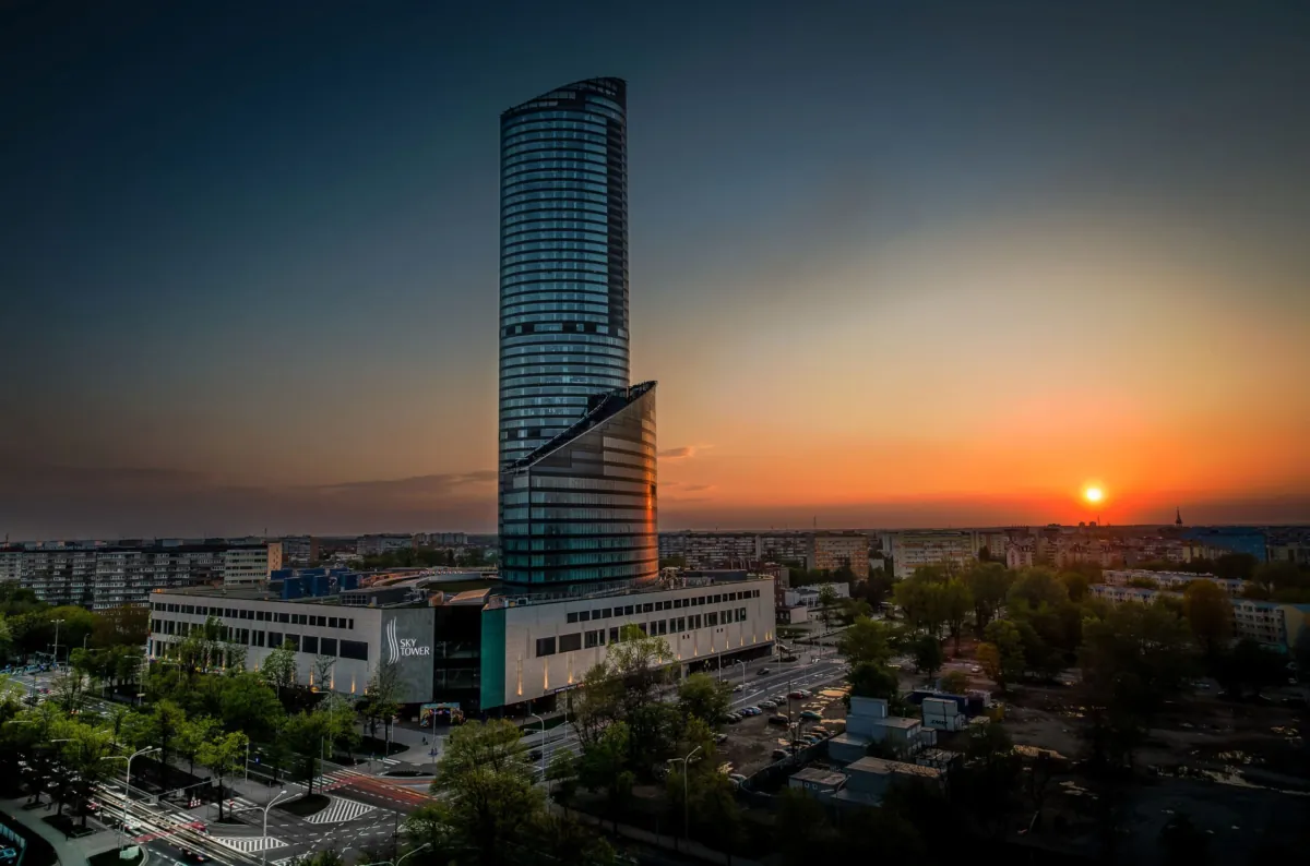 Co dělat v okolí Sky Tower po ubytování v apartmánu – tipy na den i večer